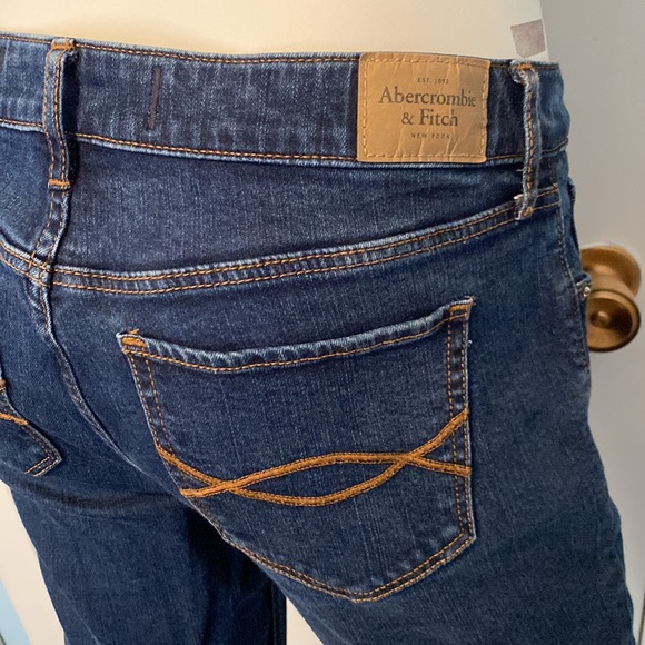 Abercrombie & Fitch dark Denim Jegging - Picture 3 of 8